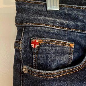 Hudson Mia Raw Hem Cropped Flare Midrise Jean